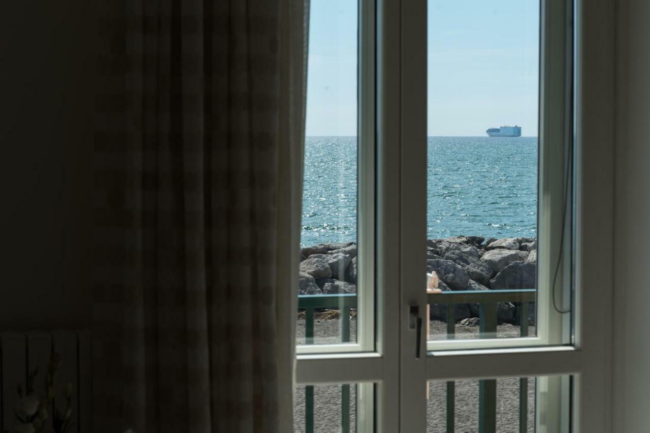 Dulce Mare Apartment Salerno Exterior photo